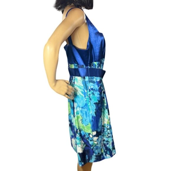 (5 for $25) Roulette Mixed Media Sleeveless Belted Dress size 12 - Picture 2 of 5